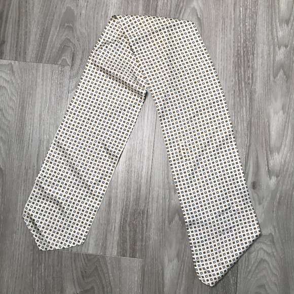 Astor Silk Scarf Ascot White Geo - Picture 1 of 8